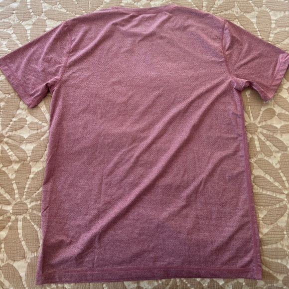 Vuori Men’s Red Logo Athletic Shirt - Picture 3 of 3